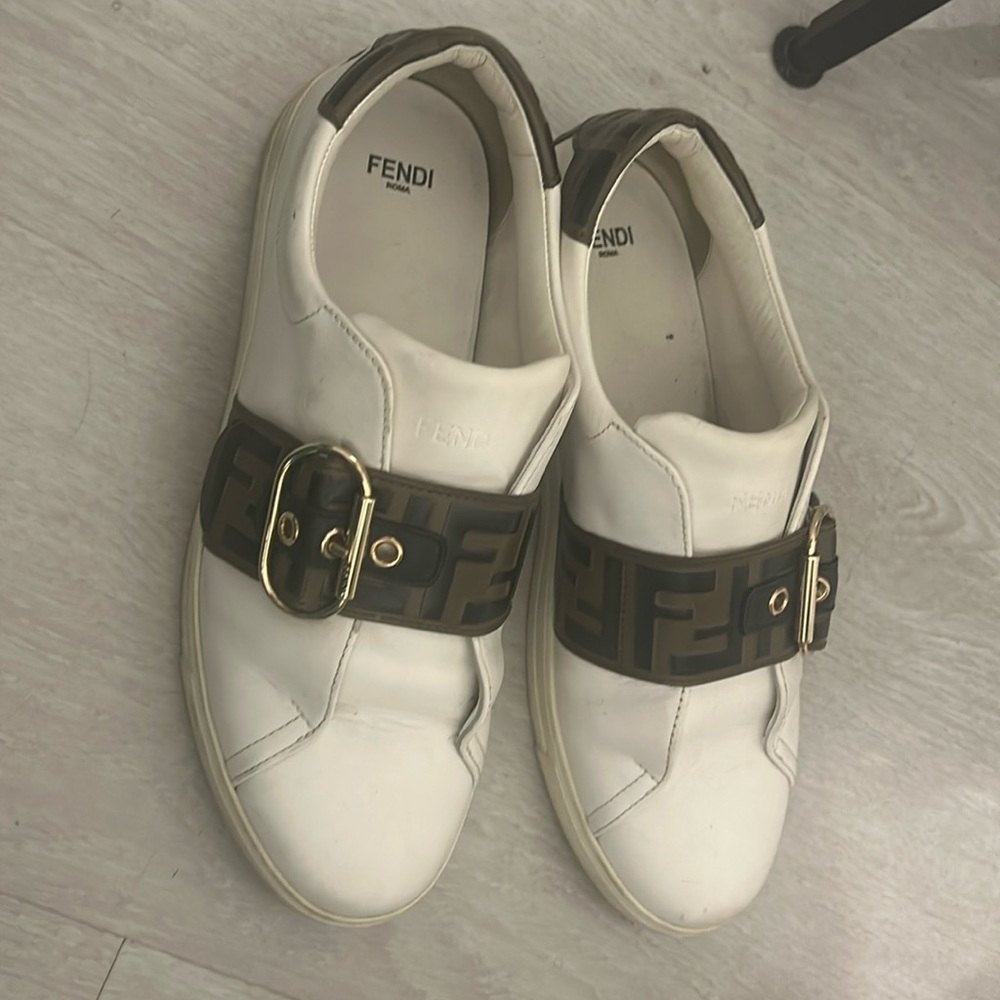 Used fendi sneakers